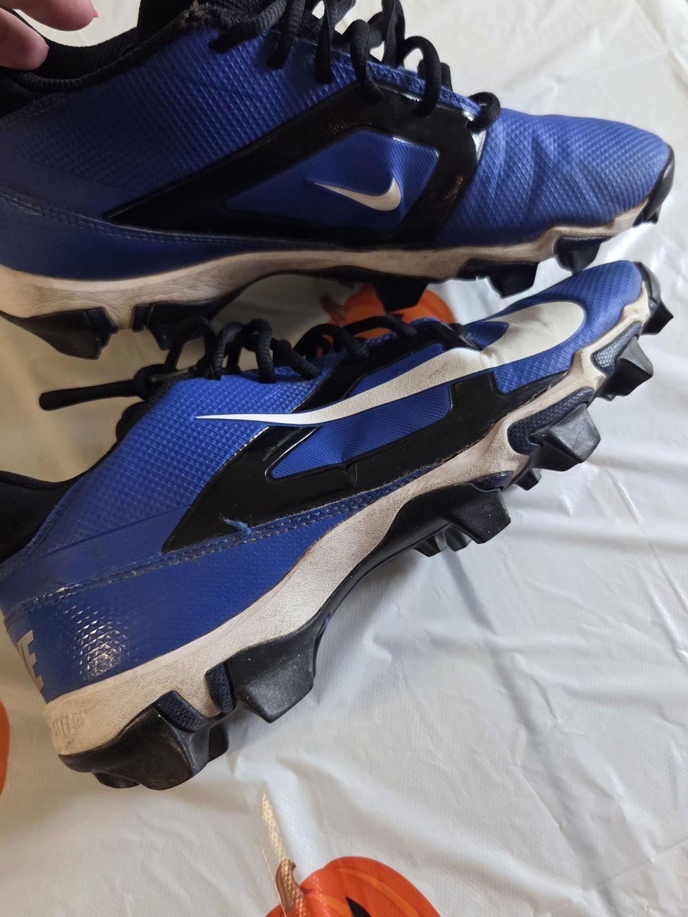 Nike blue football cleats, Size US 8 #football #Nike Men’s Blue and Black Cleats